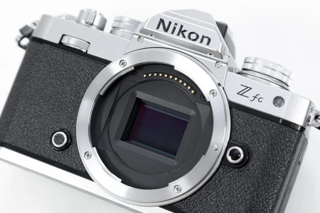 Nikon zfc Mirror less camera